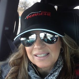 Meet your Posher, Nancy